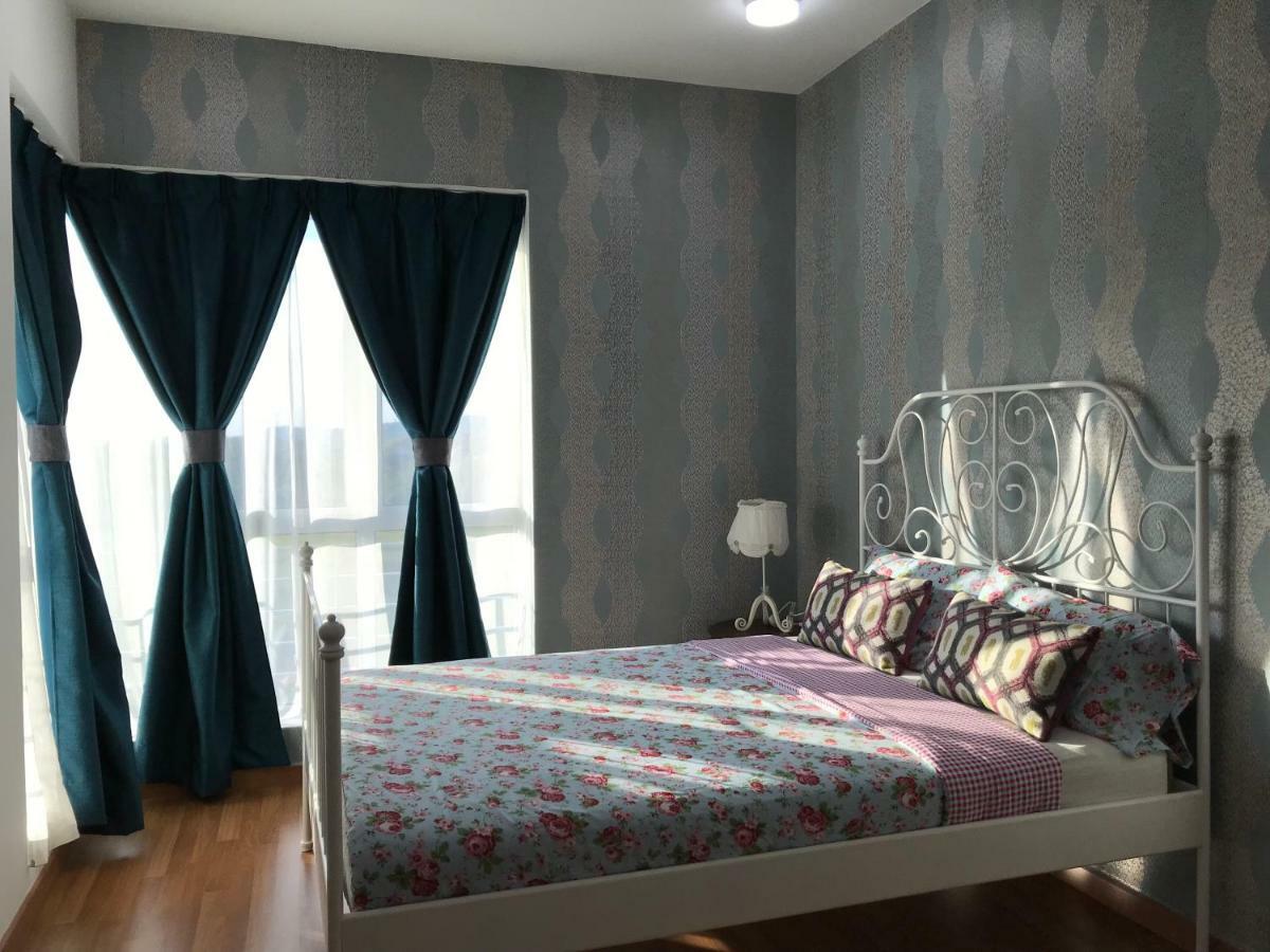 Homestay De Putra Каджанг Экстерьер фото
